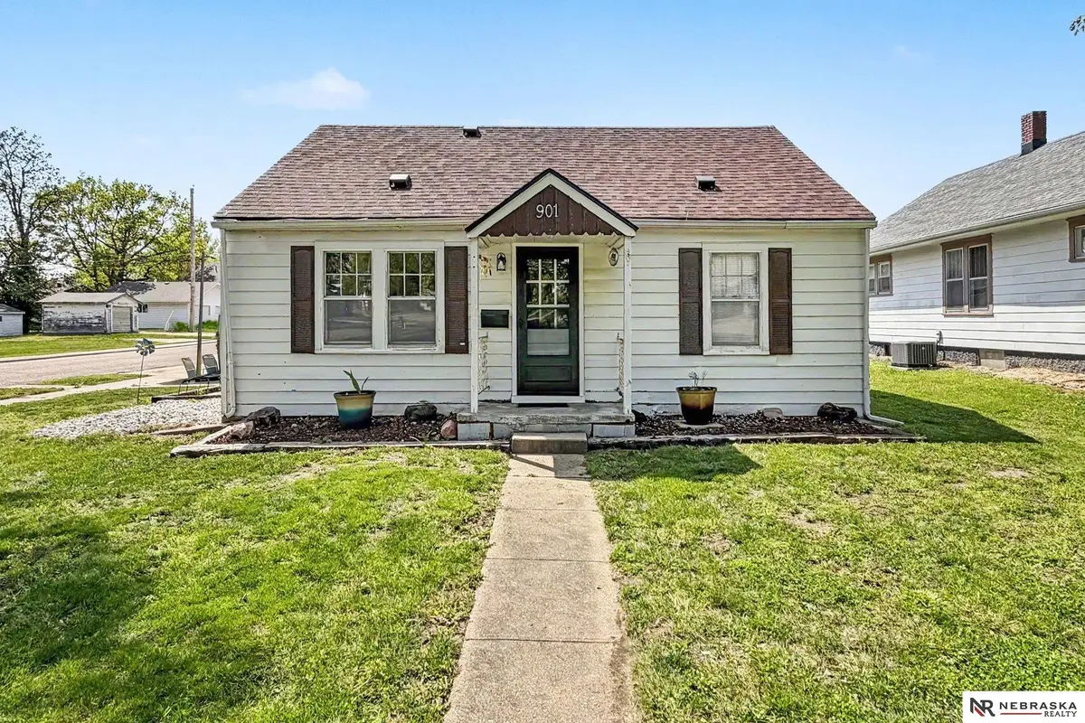 901 N 12th Street, Beatrice, NE 68310 - #1