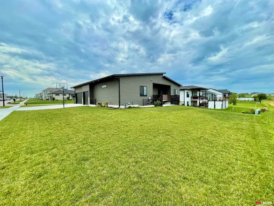 740 W Panorama Road, Lincoln, NE 68523 - #2