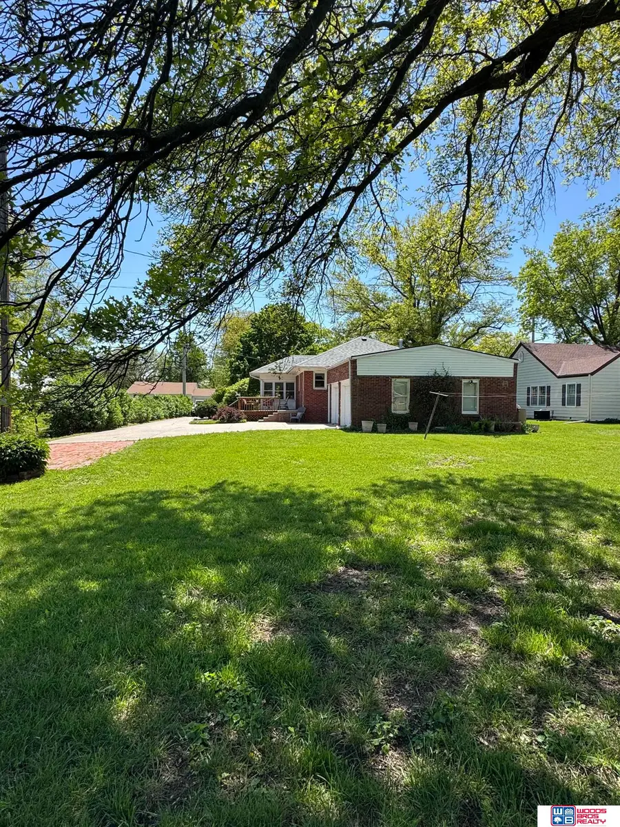 2110 Lincoln Street, Beatrice, NE 68310 - #3