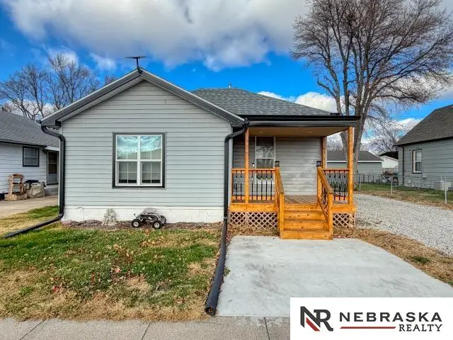 1806 Ave C, Council Bluffs, IA 51501 - #1