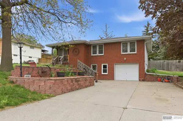 4606 Borman Street, Bellevue, NE 68157