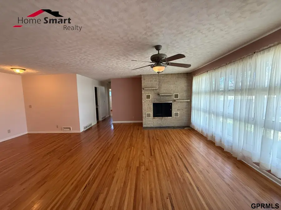 511 Eastridge Drive, Lincoln, NE 68510 - #3