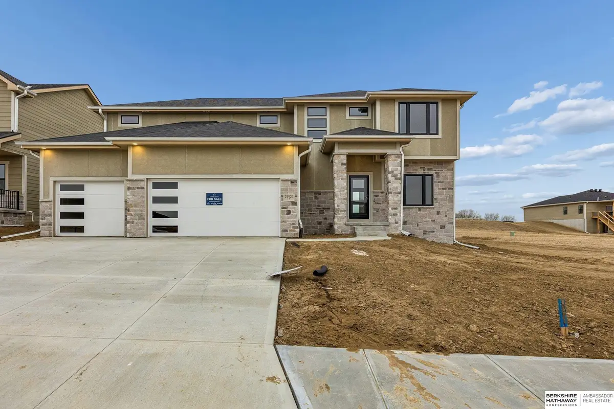 21420 Z Street, Elkhorn, NE 68022 - #1