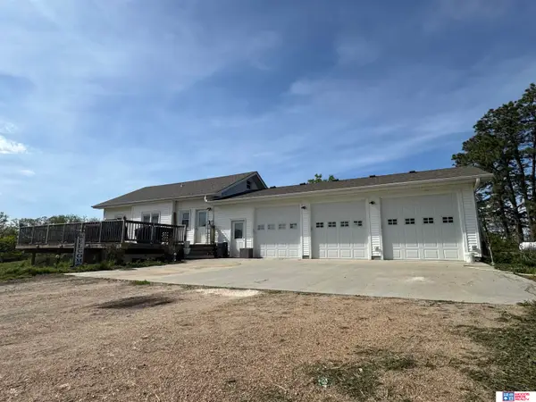 60789 710 Road, Burchard, NE 68323