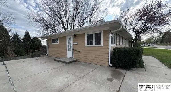 1805 W Madison Avenue, Norfolk, NE 68701