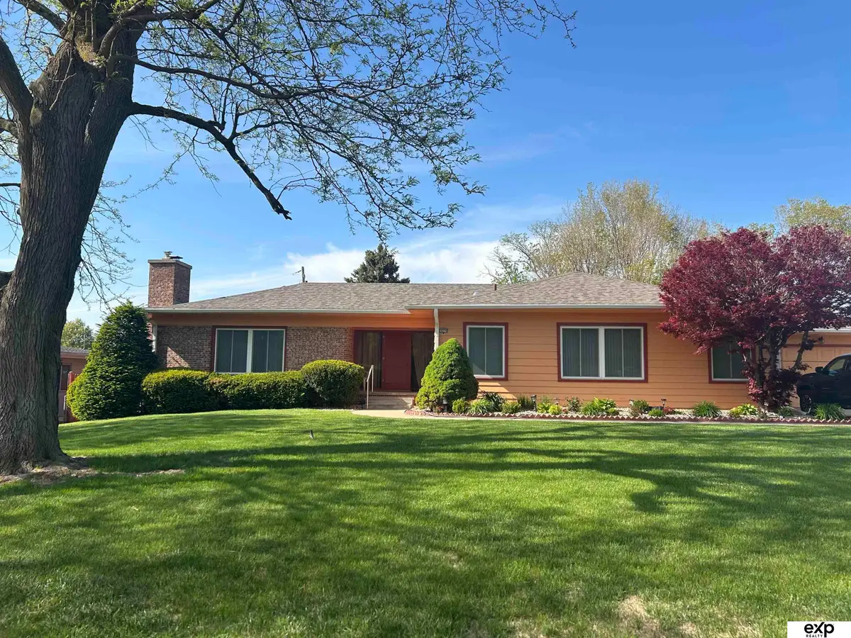 10276 Fowler Avenue, Omaha, NE 68134 - #1