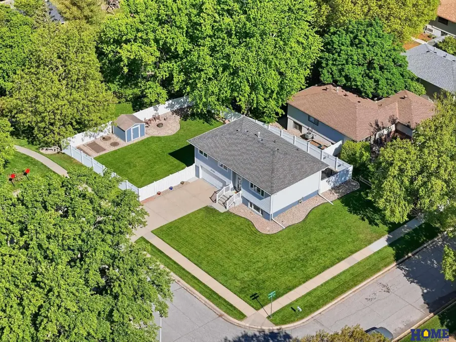 6760 Newton Street, Lincoln, NE 68506 - #3