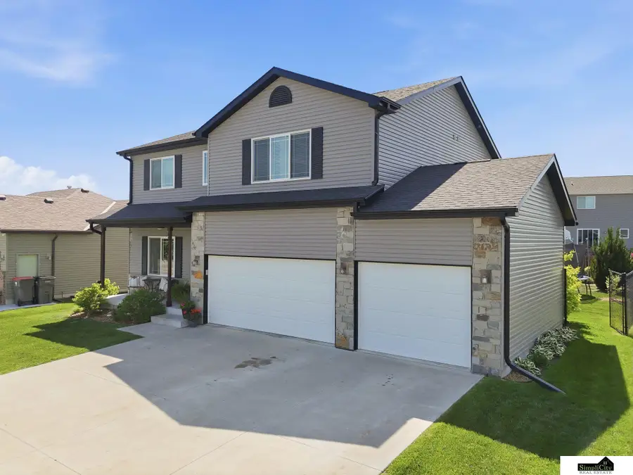 6811 N 10th Street, Lincoln, NE 68521 - #2
