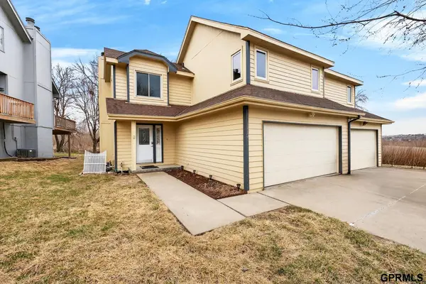 1113 Grenoble Drive, Bellevue, NE 68123