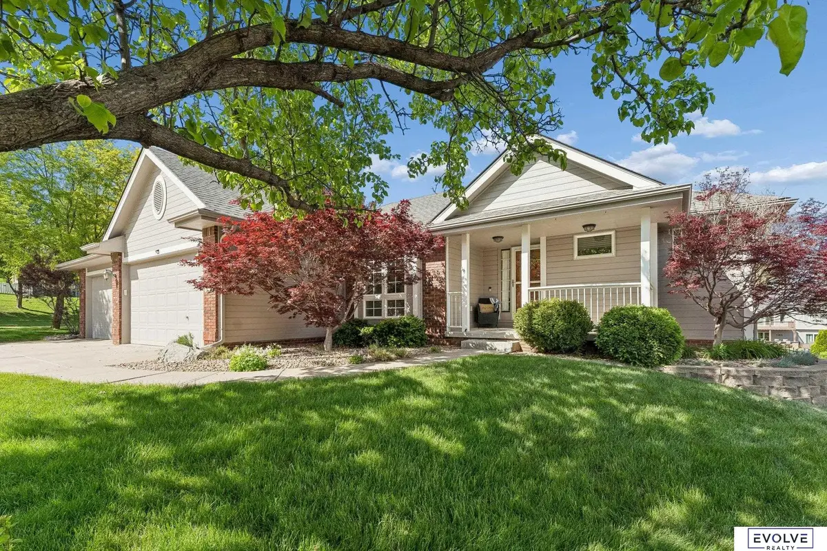 4908 Shoreline Circle, Bellevue, NE 68133 - #1