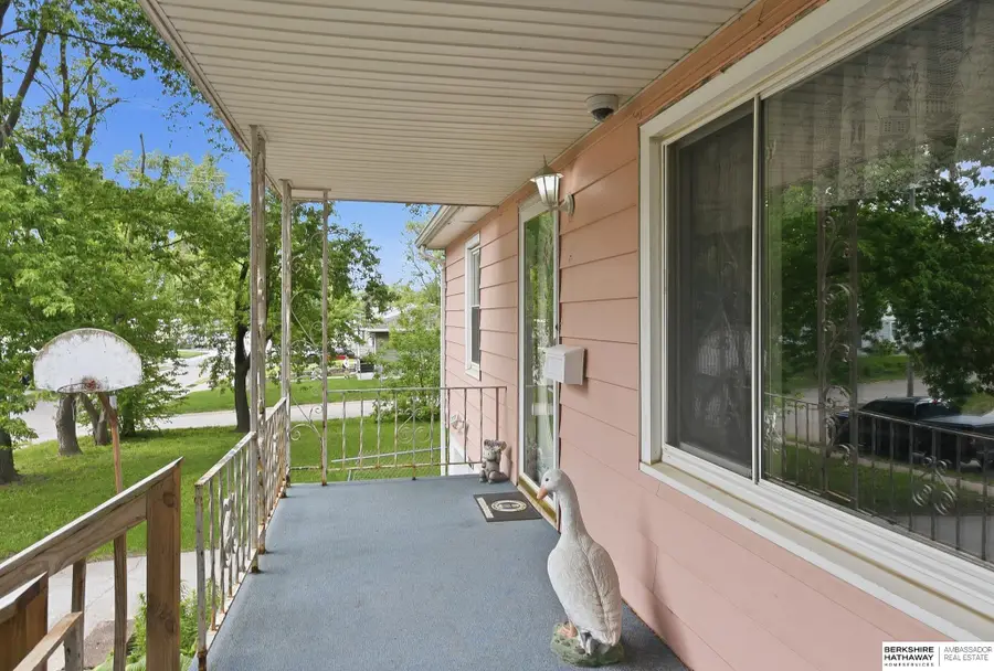 2627 N 70 Street, Omaha, NE 68104 - #2