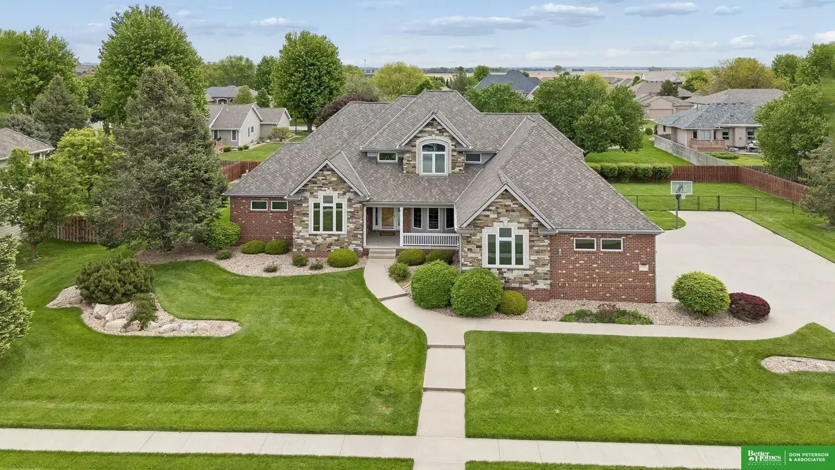 1350 N Bristolwood Drive, Fremont, NE 68025 - #1