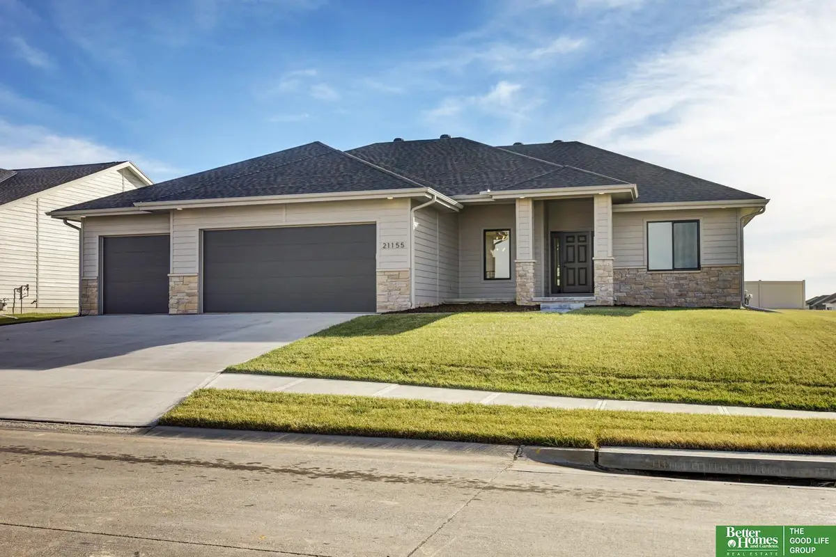 21155 Hartman Avenue, Elkhorn, NE 68022 - #1