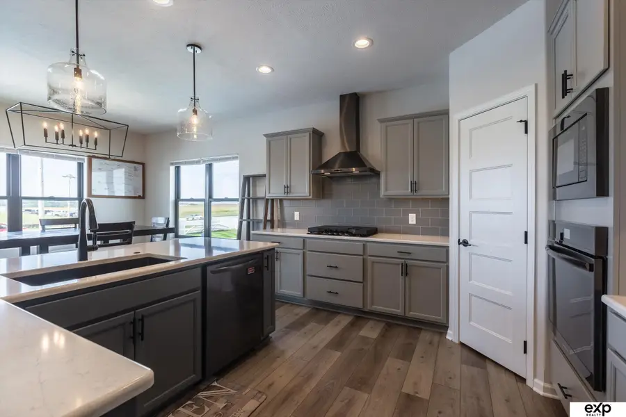 10002 S 191 Avenue, Melia Forest City, NE 68136 - #3
