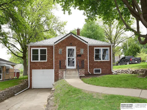 3911 Castelar Street, Omaha, NE 68105