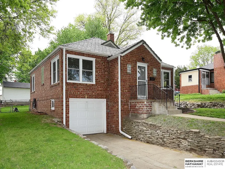 3911 Castelar Street, Omaha, NE 68105 - #3