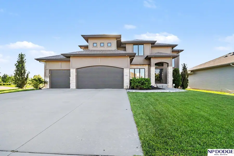 10805 S 186 Avenue, Omaha, NE 68136 - #2