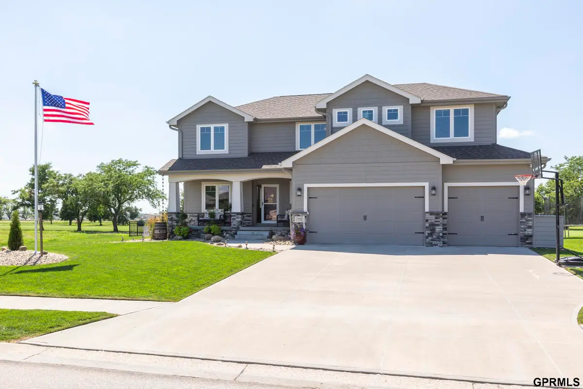 7402 N 281 Avenue, Valley, NE 68064 - #1