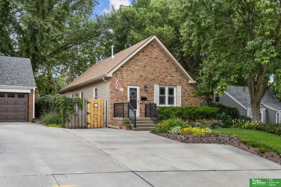 5427 Parker Street, Omaha, NE 68104-9999 - #2