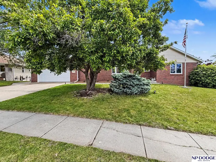 3600 Hartley Circle, Lincoln, NE 68521 - #2