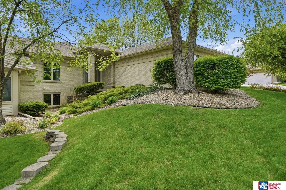 9134 Pioneer Court, Lincoln, NE 68520 - #1