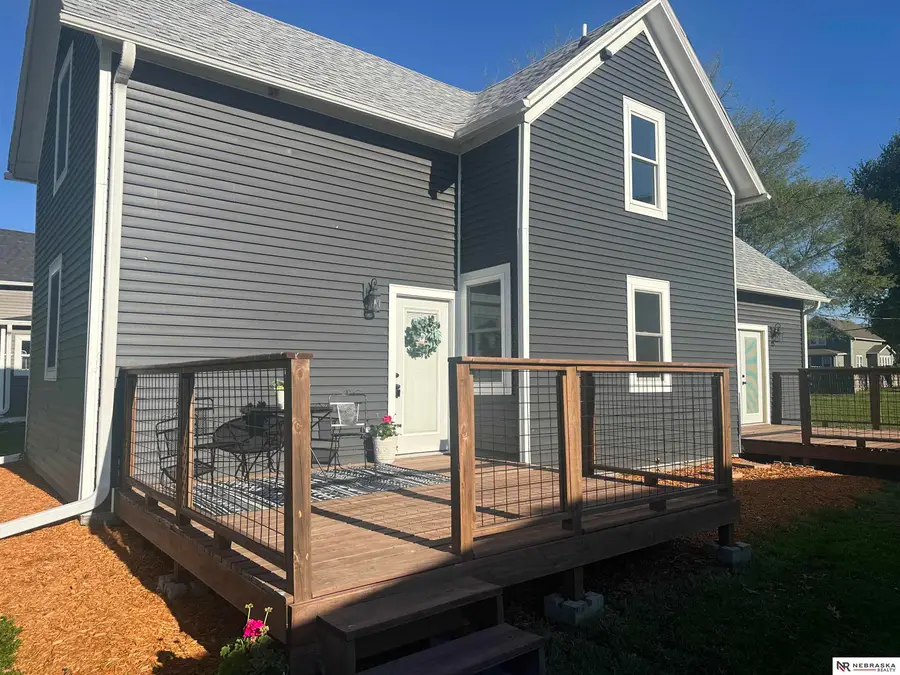 102 W Pine Street, Cedar Bluffs, NE 68015 - #2