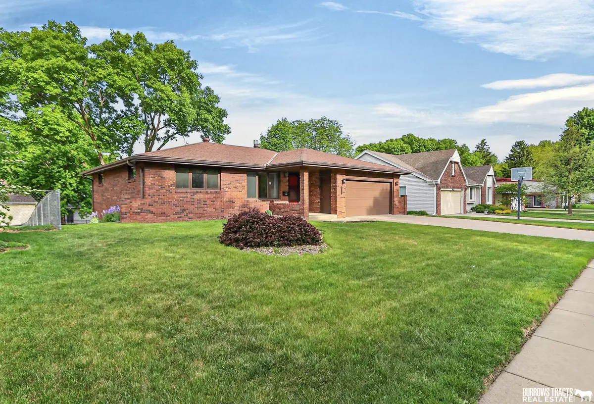 3739 S 77th Street, Lincoln, NE 68506 - #1