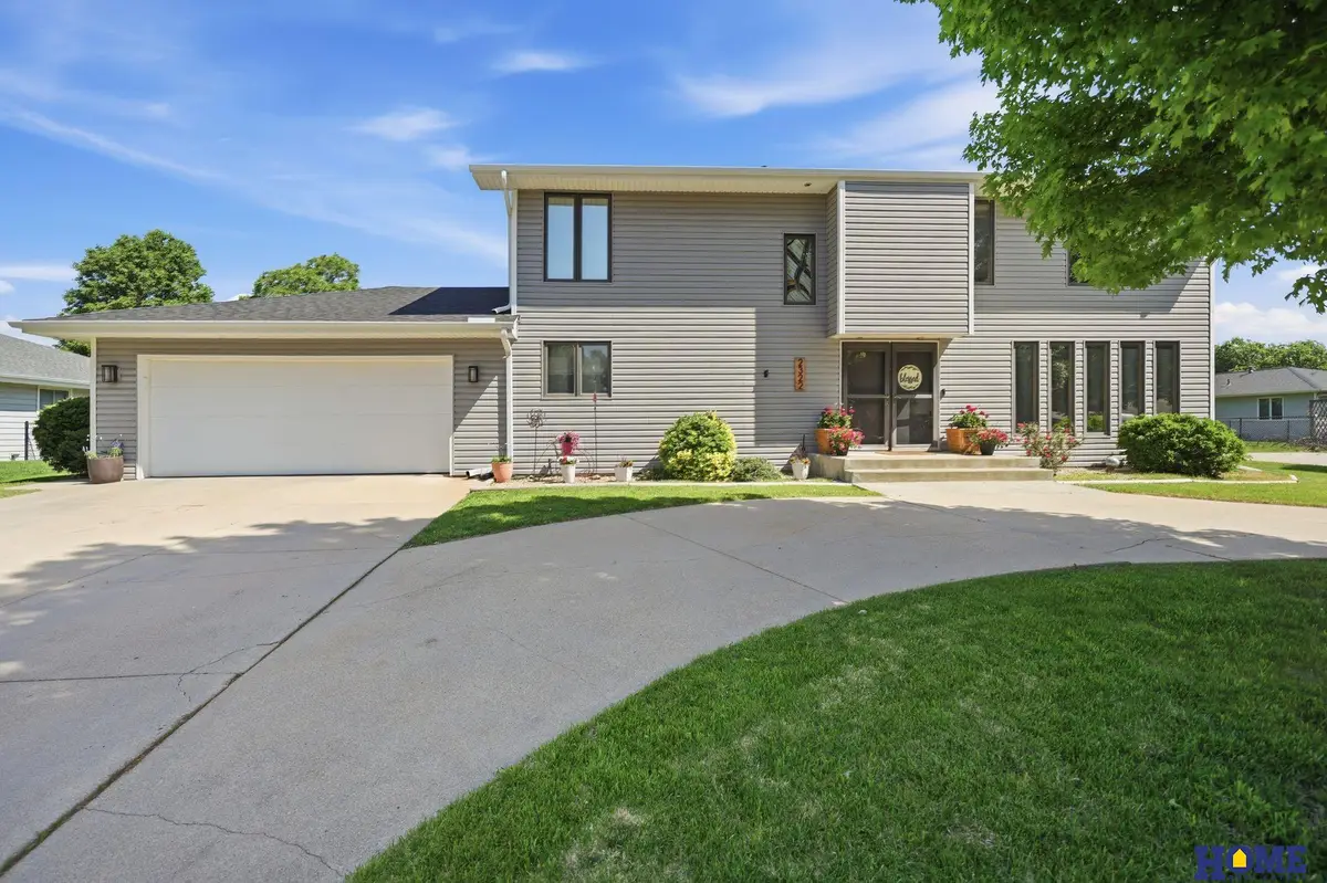 2322 Grant Street, Beatrice, NE 68310 - #1
