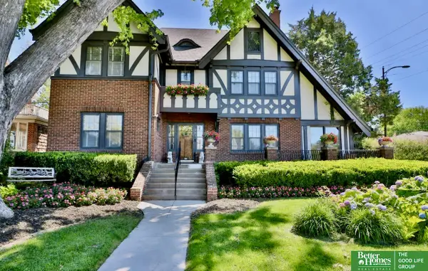 101 N 54 Street, Omaha, NE 68132