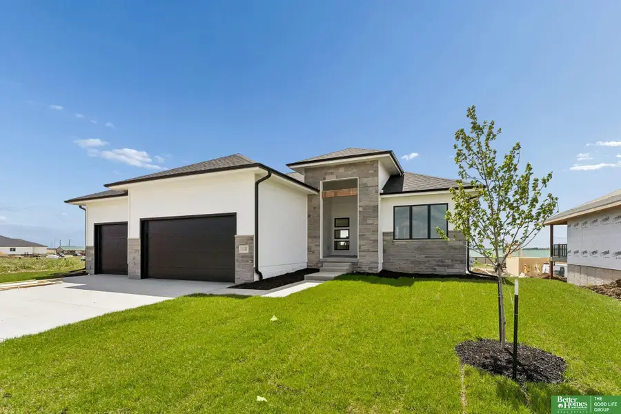 11722 S 124th Avenue, Papillion, NE 68046 - #2