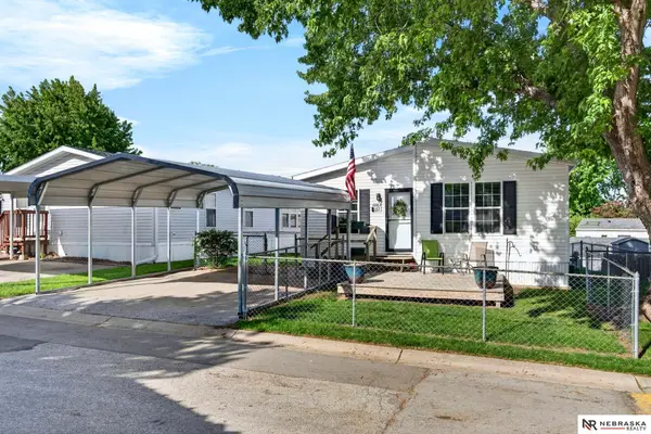 3982 S 151 Plaza, Omaha, NE 68144-9999