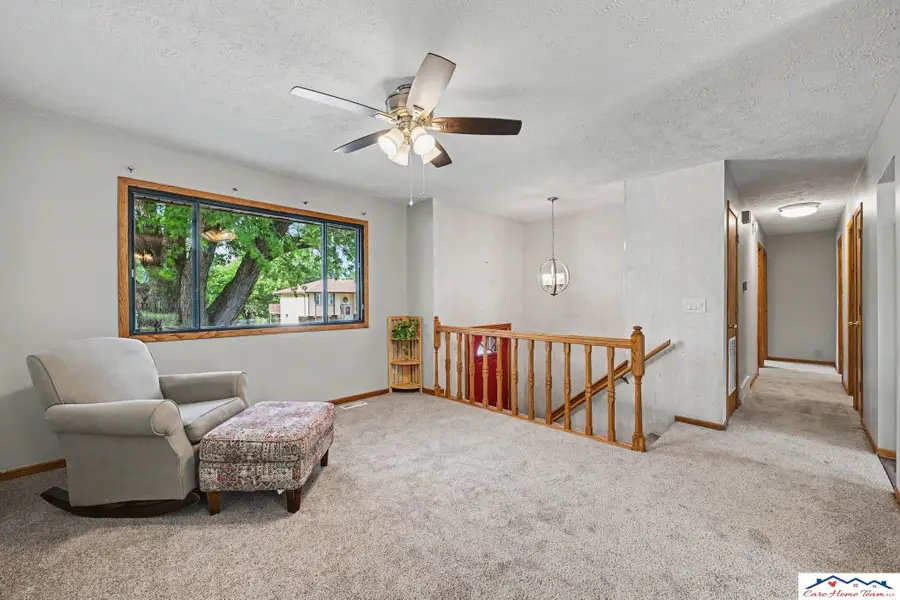 7714 Braun Avenue, La Vista, NE 68128 - #3