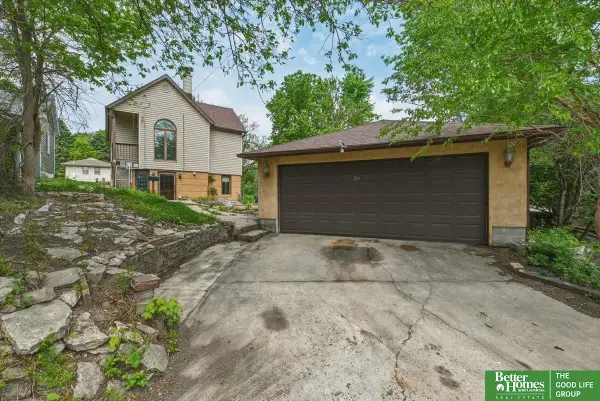 1119 Arthur Street, Omaha, NE 68107
