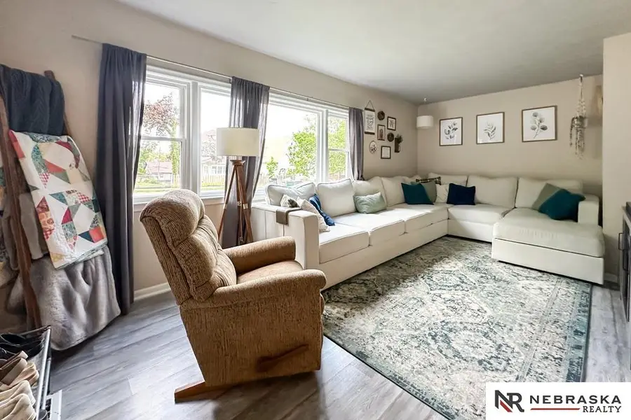 613 N 41st Avenue, Omaha, NE 68131 - #3