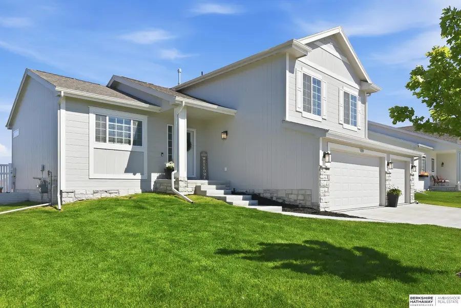 11731 S 111th Avenue, Papillion, NE 68046 - #3
