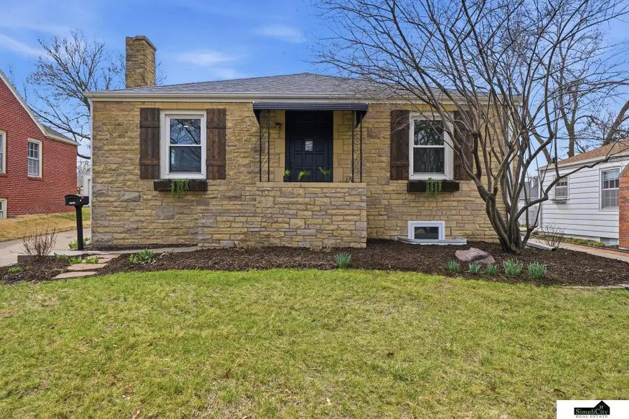 1501 Smith Street, Lincoln, NE 68502 - #2
