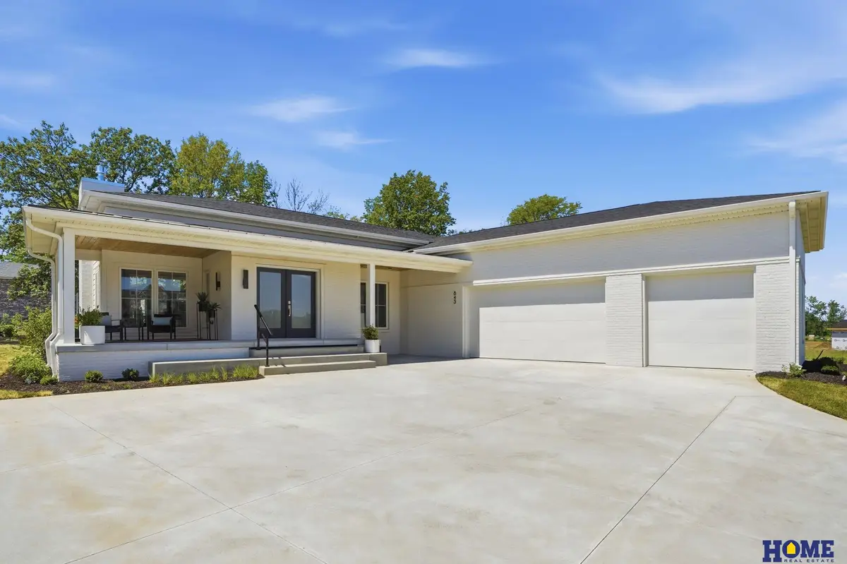 843 S 88th Street, Lincoln, NE 68520 - #1