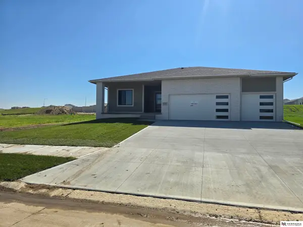 11103 N 173 Street, Bennington, NE 68007