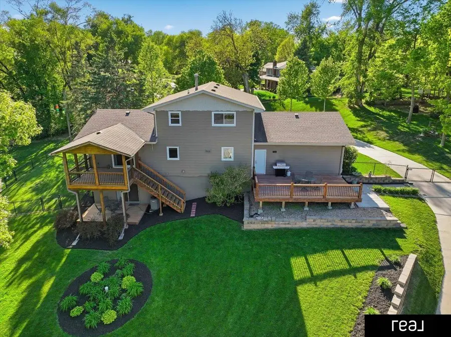 8415 N 45 Street, Omaha, NE 68152 - #3