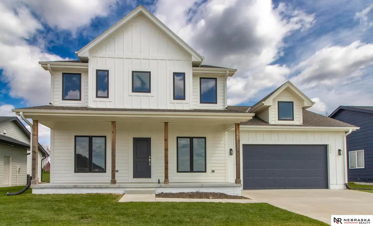 2855 Southern Hills Drive, Blair, NE 68008 - #1