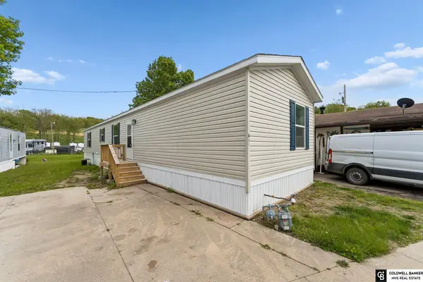 3701 Mckinley Street #45A, Omaha, NE 68112