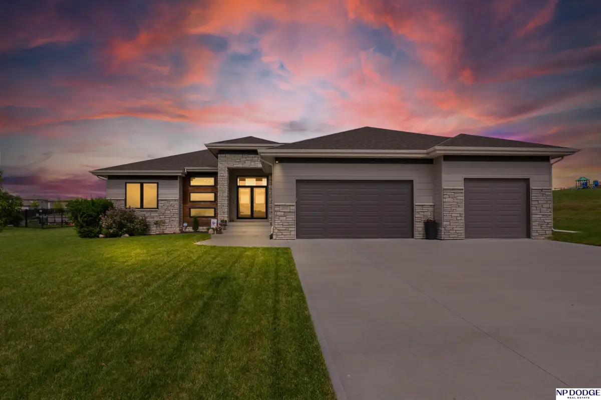 10317 S 188 Street, Omaha, NE 68136 - #1