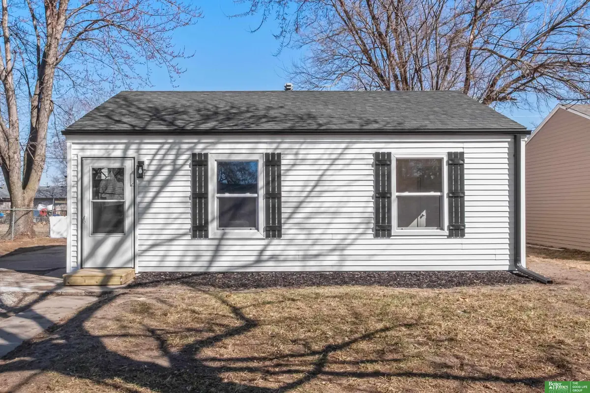 260 Columbus Avenue, Fremont, NE 68025 - #1