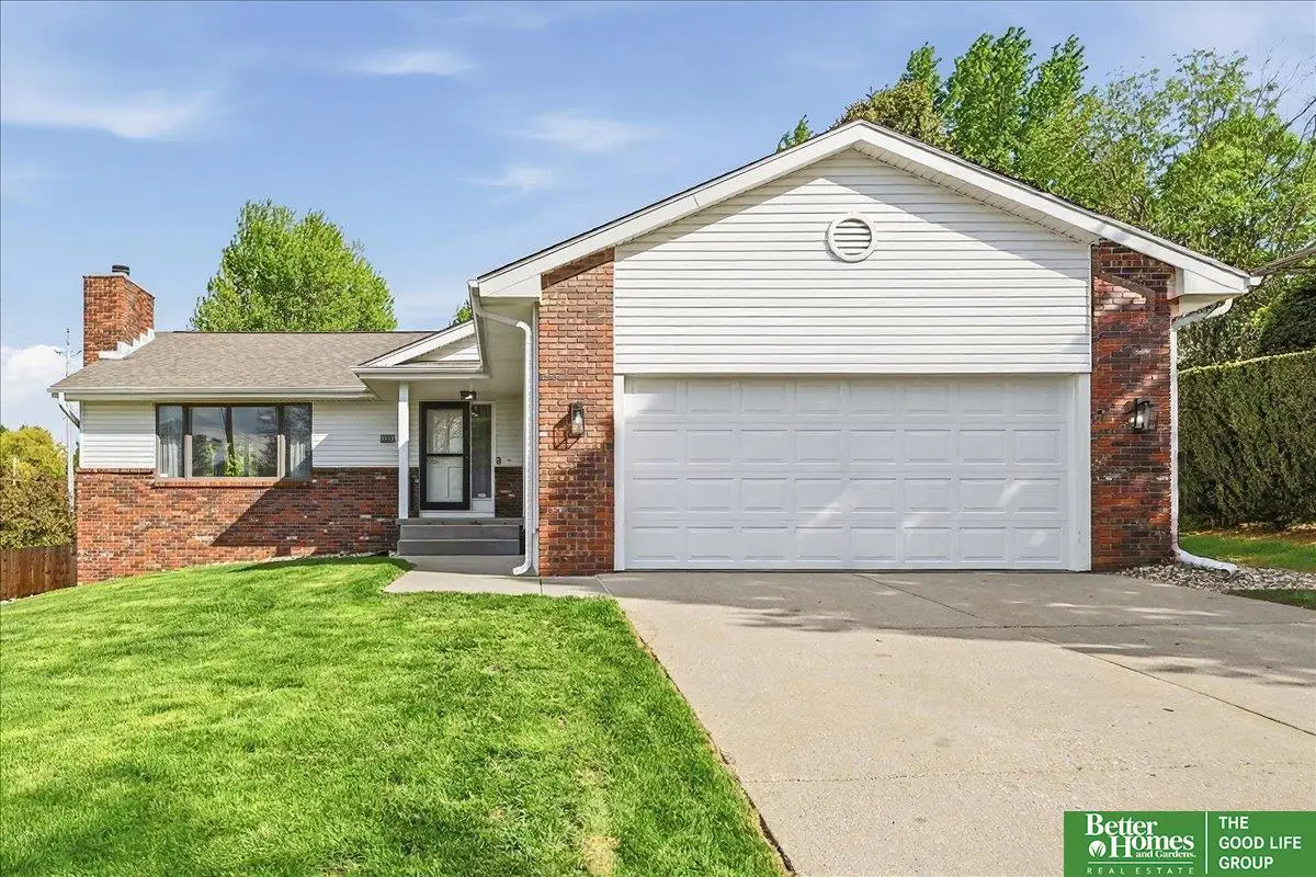 105 Kingsridge Drive, Council Bluffs, IA 51503 - #1