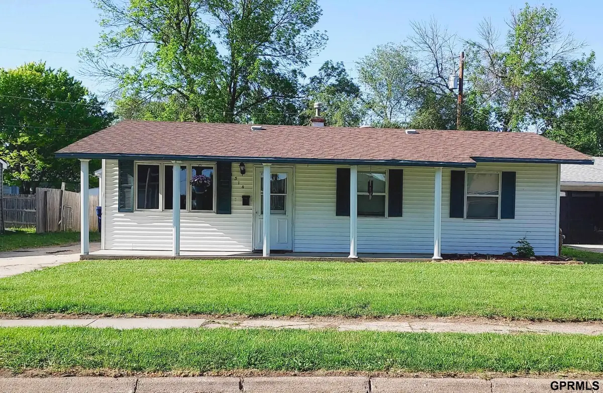 1314 Lindwood Drive, Carter Lake, IA 51510 - #1