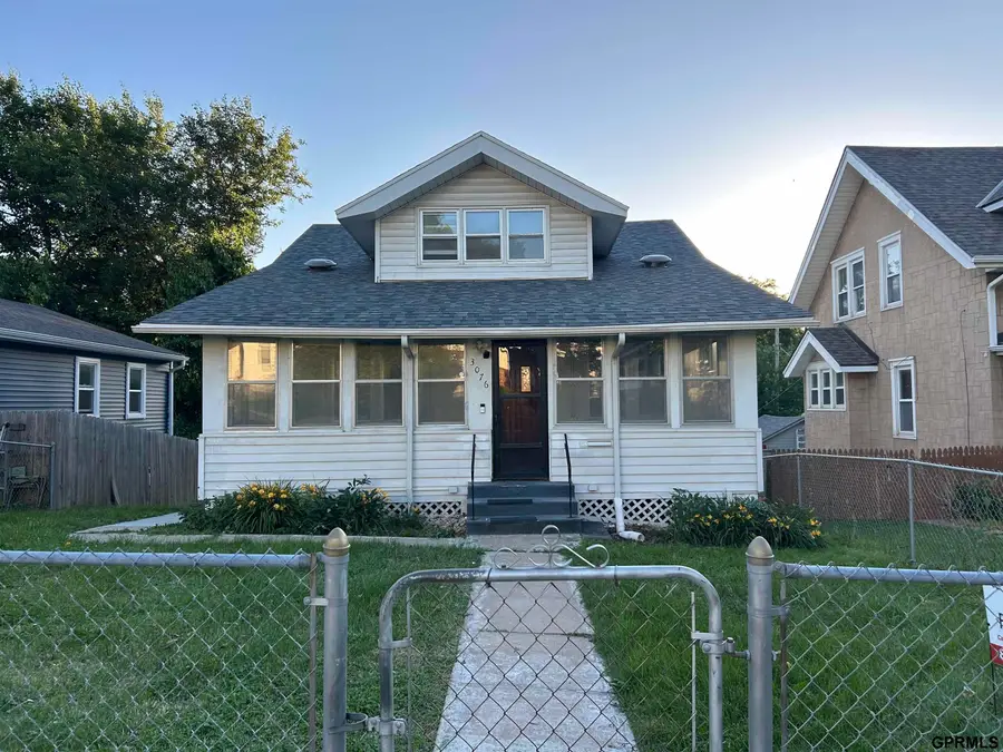3076 S 34th Street, Omaha, NE 68105 - #2
