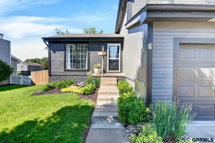 208 Hilton Head Drive, Papillion, NE 68133 - #2