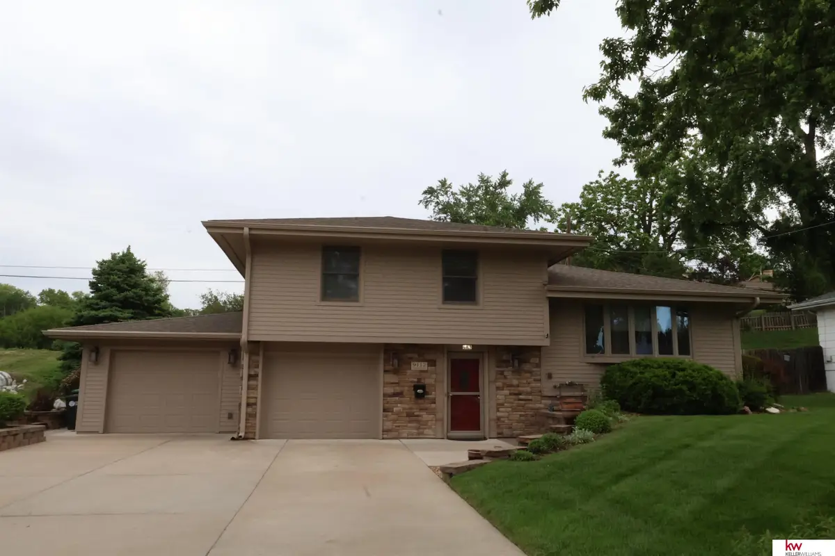 9112 Charles Street, Omaha, NE 68114 - #1