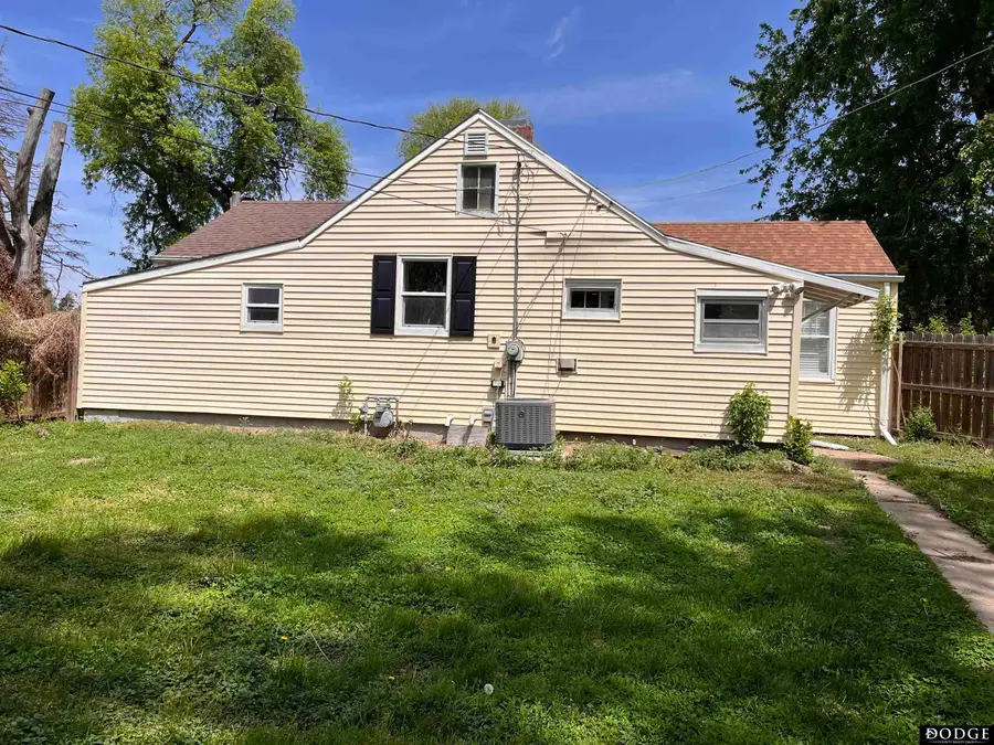 313 W Elm Street, Cedar Bluffs, NE 68015 - #3