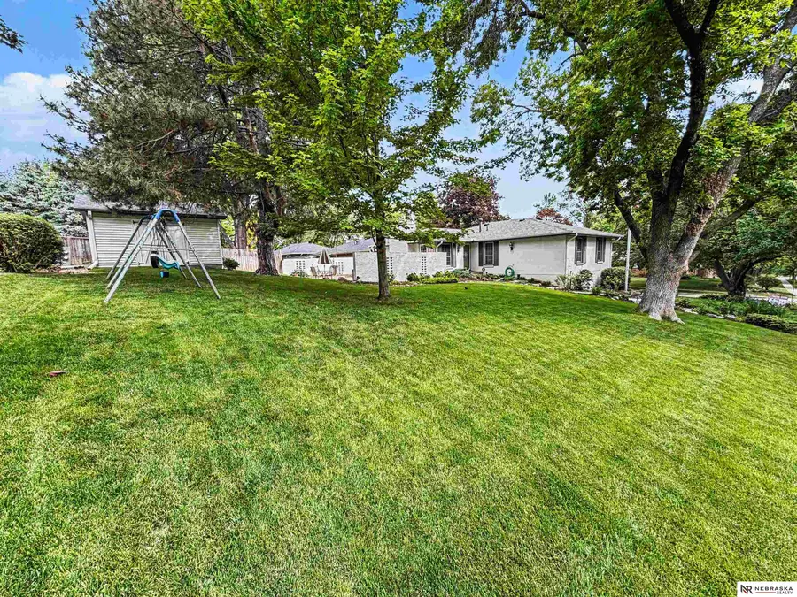 5950 Elkcrest Drive, Lincoln, NE 68516 - #2